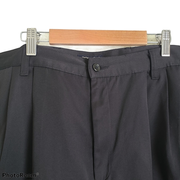 Dockers black pleated bermuda shorts size W36 - Picture 4 of 5